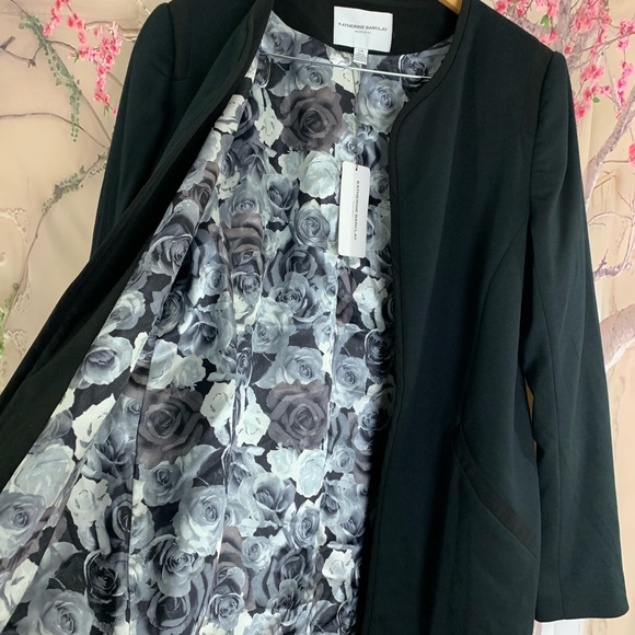NEW Katherine Barclay Floral lined boyfriend blazer in Black - Picture 4 of 9
